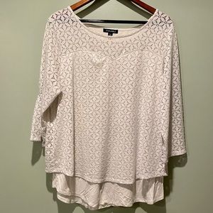 NWOT • Roz & Ali Off-White Top / Blouse 🍂